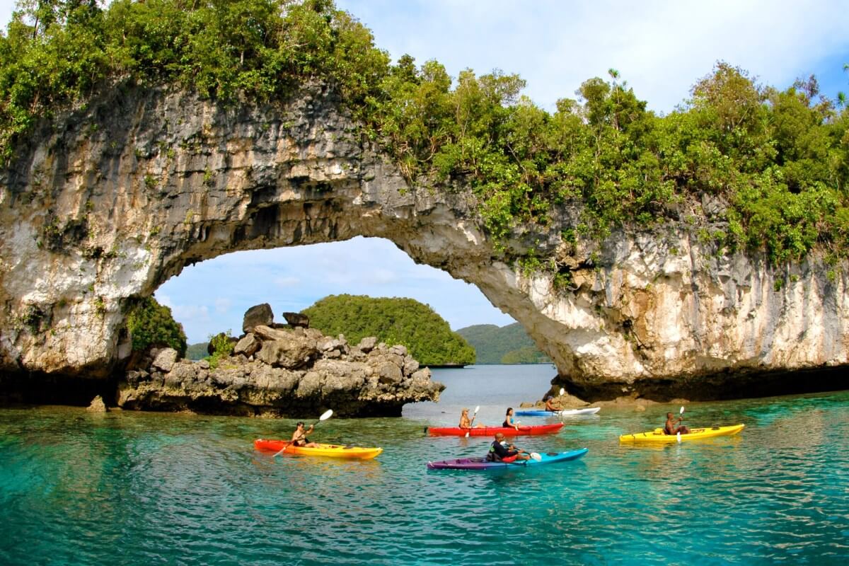 Limestone arch in Rock island